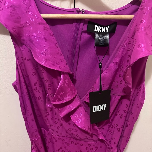 DKNY fun summer dress - Picture 1 of 3